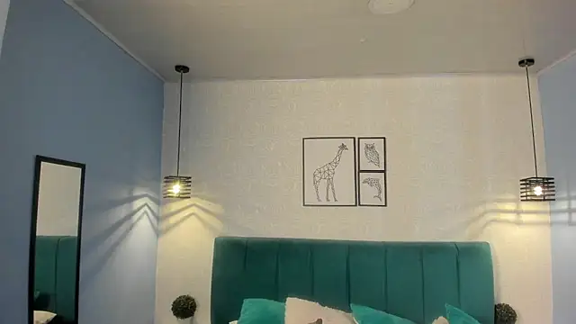 ninna curly online show from 10, 11, 2025