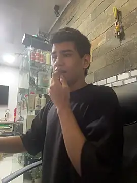 Santiago-Thompson online show from 27, 10, 2025