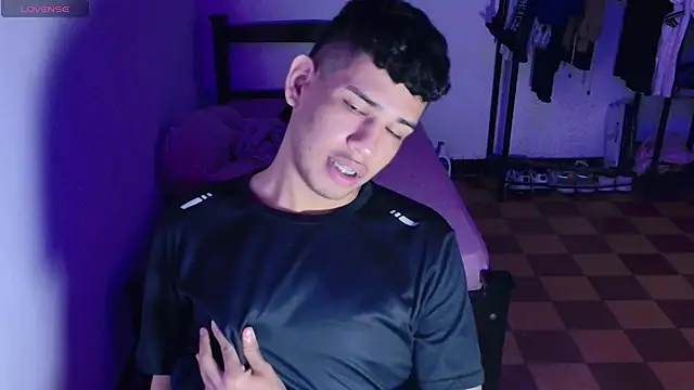 Santiago-Thompson online show from 10, 4, 2026