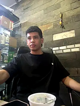 Santiago-Thompson online show from 20, 12, 2025