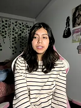 Snapshot of LiLy_kIndly chatting on 20, 11, 2025 LiLy kIndly online show from 20, 11, 2025