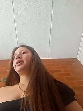 Mariana Alvarez online show from 25, 1, 2025