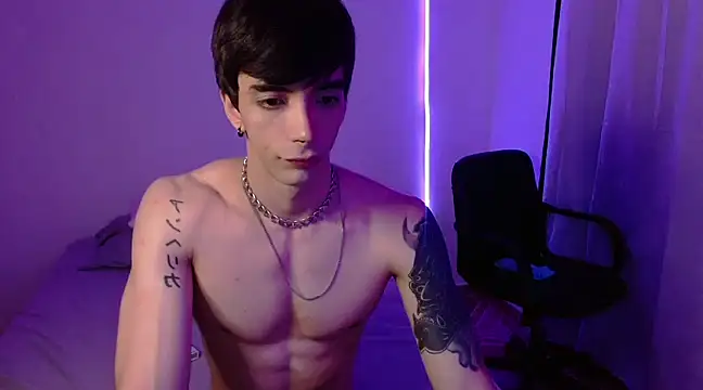 H3ll B0I online show from 28, 1, 2025