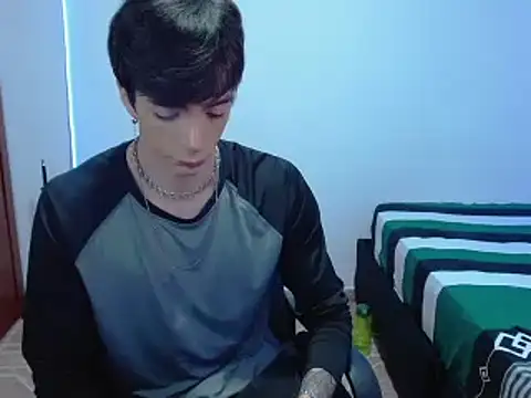 H3ll B0I online show from 2, 3, 2025