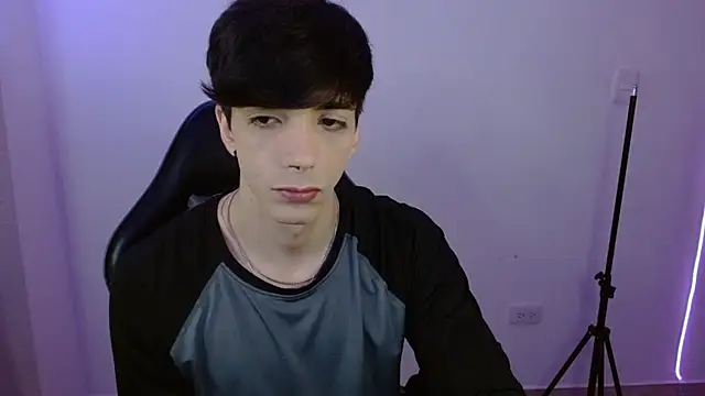 H3ll B0I online show from 14, 2, 2026