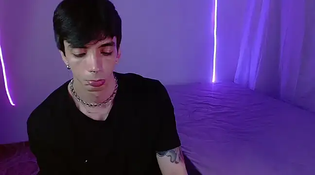 H3ll B0I online show from 2, 2, 2025