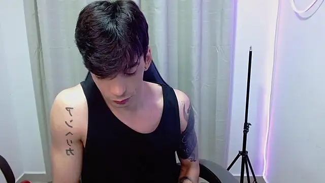 H3ll B0I online show from 27, 9, 2025