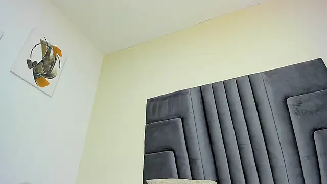 Snapshot of EvaQueen__ chatting on 6, 2, 2025 EvaQueen online show from 6, 2, 2025