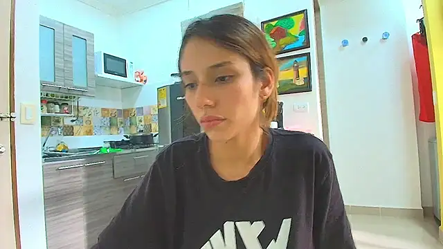 Alaiapink online show from 30, 4, 2026