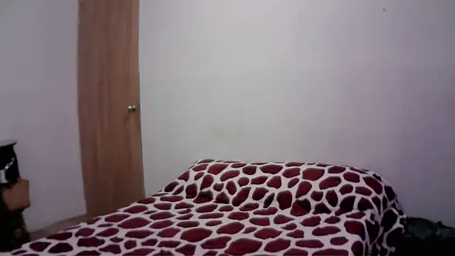 Alaiapink online show from 10, 2, 2025