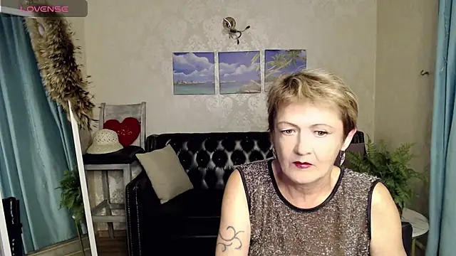 SexyGrandma  online show from 3, 10, 2025