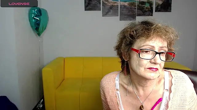 SexyGrandma  online show from 3, 3, 2025