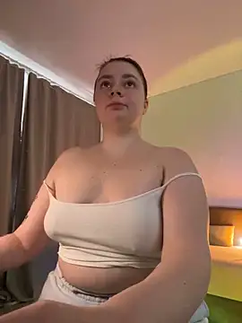 DearAlise online show from 5, 2, 2025