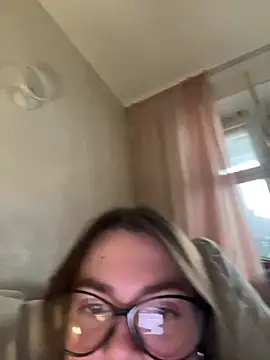 DearAlise online show from 5, 11, 2025