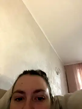 DearAlise online show from 15, 10, 2025