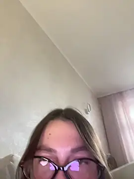 DearAlise online show from 31, 10, 2025