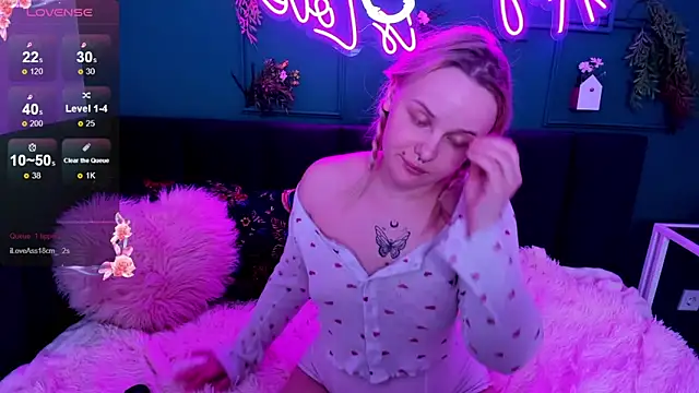 PamelaLloyd online show from 12, 3, 2025