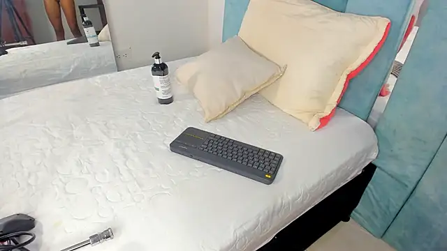 AlexxaSmall online show from 10, 3, 2025