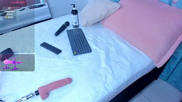 AlexxaSmall online show from 19, 2, 2025