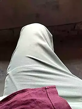 xmanrawan2 online show from 11, 3, 2025