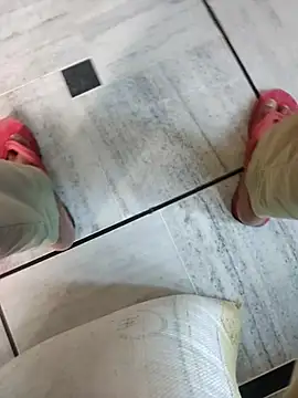 xmanrawan2 online show from 6, 10, 2025