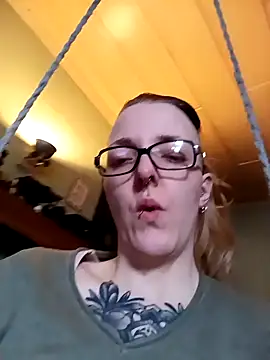 Astrid-Gilbert online show from 4, 2, 2025