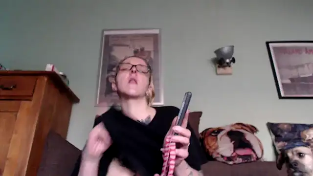 Astrid-Gilbert online show from 29, 1, 2025