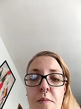 Astrid-Gilbert online show from 27, 9, 2025