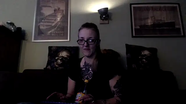 Astrid-Gilbert online show from 6, 3, 2025