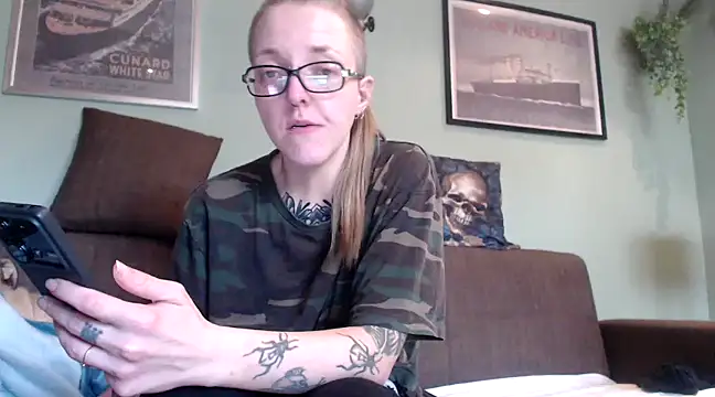 Astrid-Gilbert online show from 26, 2, 2025