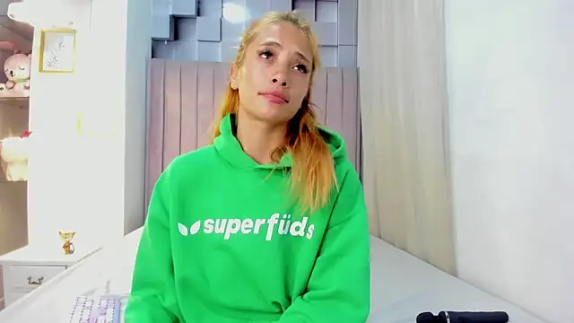 zoe taylorr1 online show from 27, 2, 2025