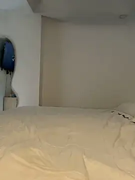 sofiaxox online show from 13, 4, 2026