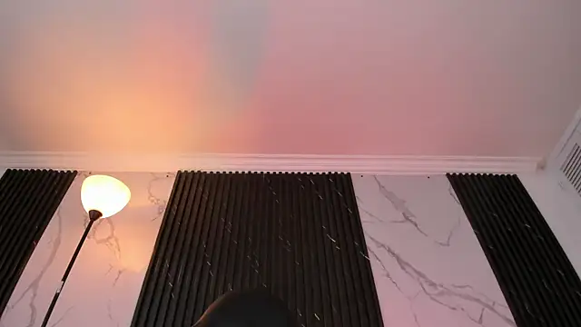 SadieManson  online show from 5, 3, 2025