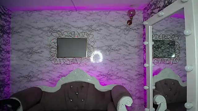 Hela v online show from 3, 3, 2025