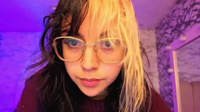 Hela v online show from 14, 3, 2026