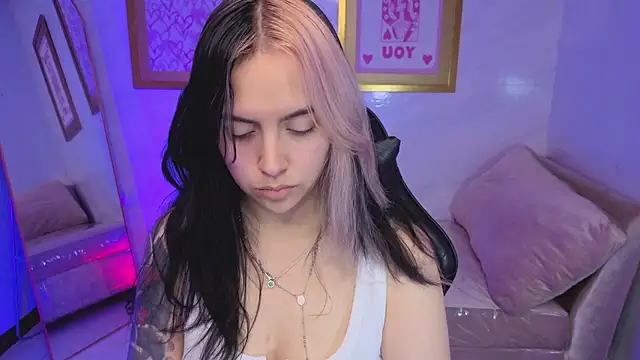 Hela v online show from 8, 1, 2026