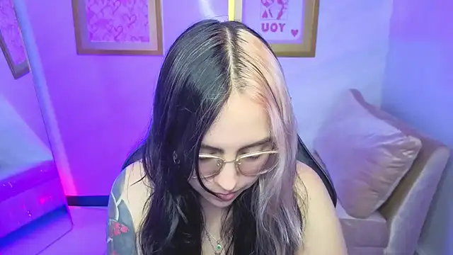 Hela v online show from 17, 1, 2026