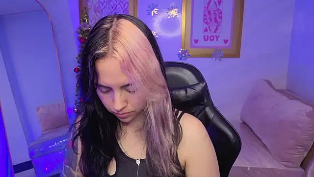 Hela v online show from 7, 1, 2026