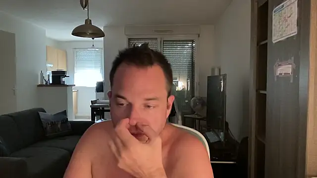 Funnyjul31 online show from 10, 9, 2025