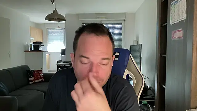 Funnyjul31 online show from 9, 3, 2025