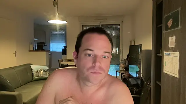 Funnyjul31 online show from 4, 2, 2026