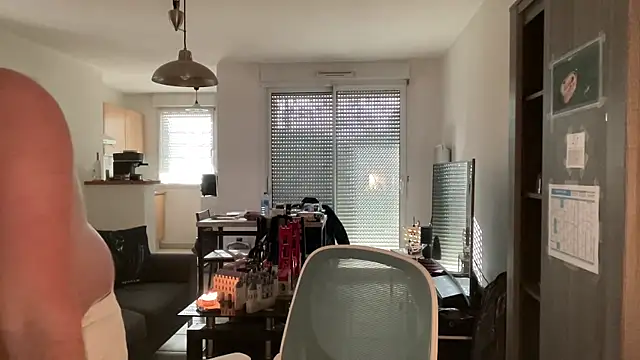 Funnyjul31 online show from 17, 2, 2026