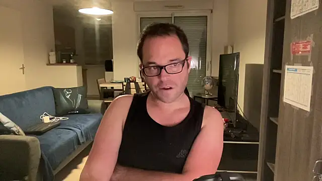 Funnyjul31 online show from 21, 11, 2025