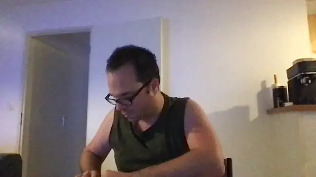 Funnyjul31 online show from 9, 2, 2026