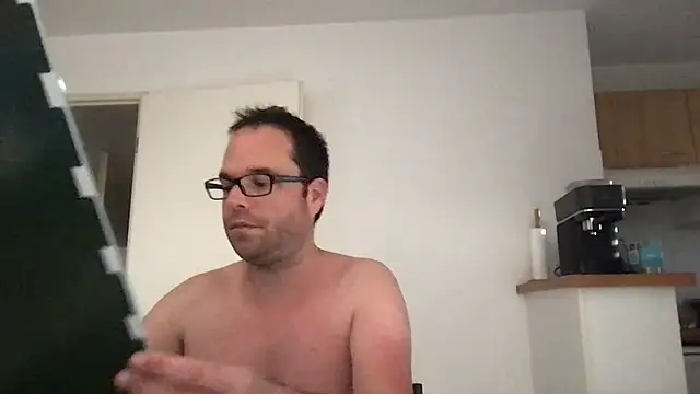 Funnyjul31 online show from 19, 3, 2026