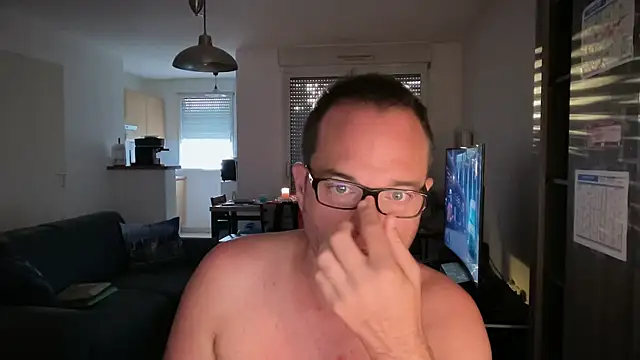 Funnyjul31 online show from 14, 10, 2025