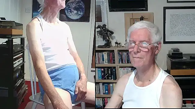 Snapshot of bigears chatting on 17, 10, 2025 bigears online show from 17, 10, 2025