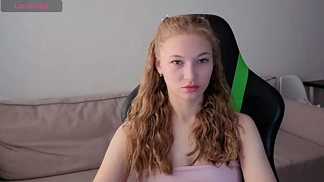 Snapshot of maria_plaudice chatting on 22, 5, 2026 maria plaudice online show from 22, 5, 2026