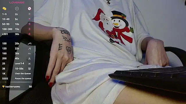 Luna-Naughty online show from 18, 1, 2026