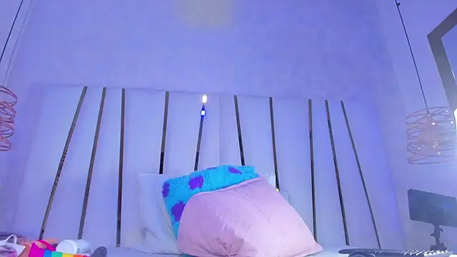 violet gray  online show from 4, 10, 2025